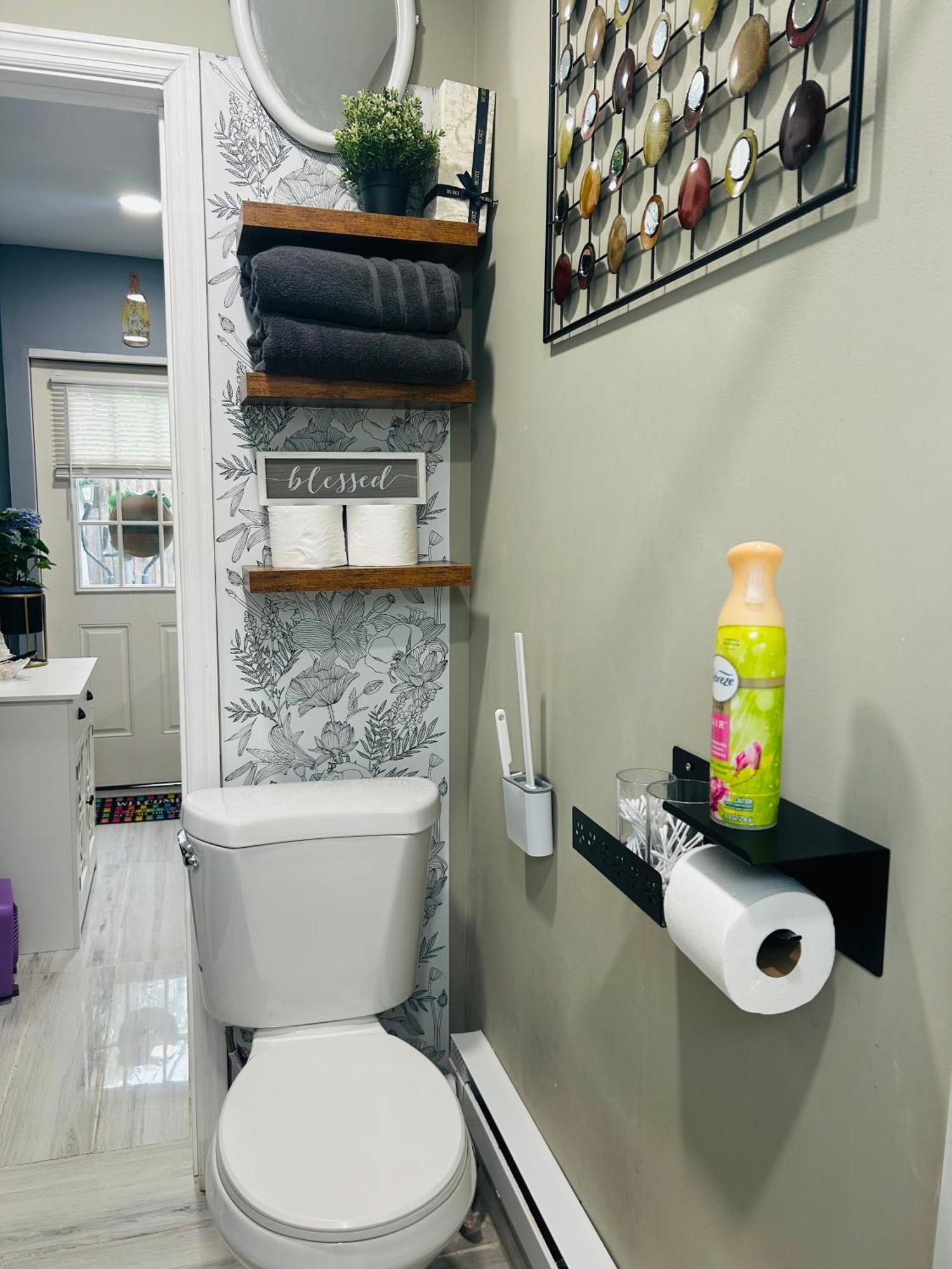 Fancy Studio Private Entrance Selden Bagian luar foto
